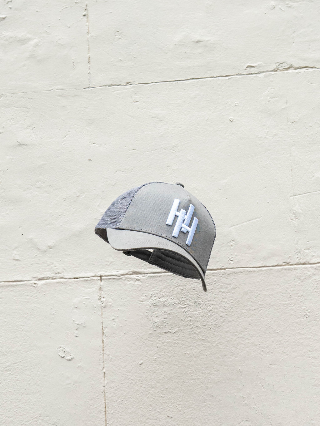 HUSTLE HARDER CAP GREY